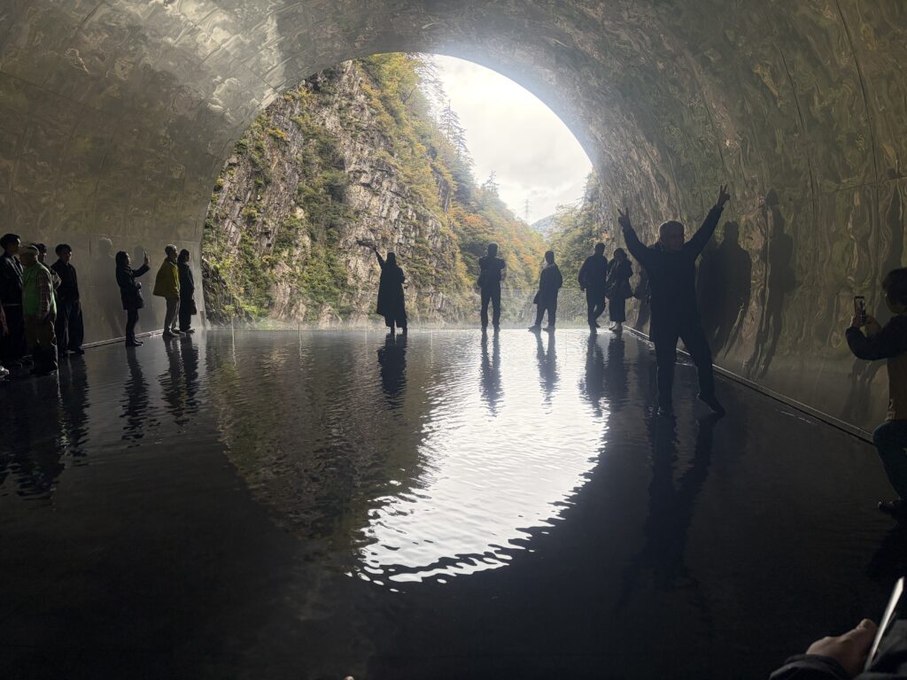 「パノラマステーション・清津峡」